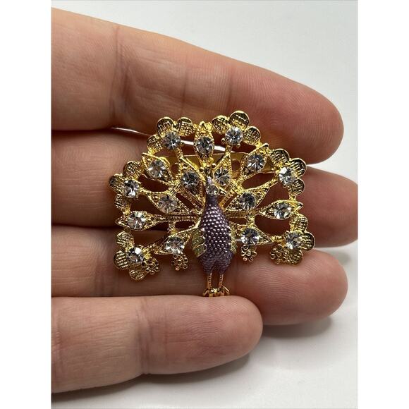 Rhinestone Peacock Lapel Pin Figural Brooch Gold Tone Luxury Pinback Button - Picture 1 of 7